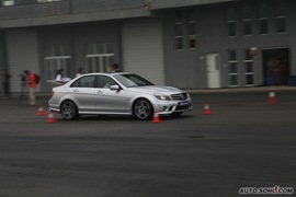 2009款奔驰C63