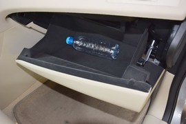   2011款铃木凯泽西2.4L两驱手动标准版