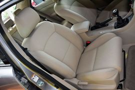 2011款铃木凯泽西2.4L两驱手动标准版