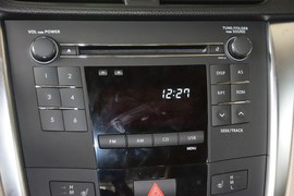 2011款铃木凯泽西2.4L两驱手动标准版