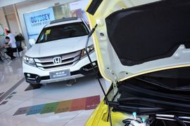 2014款本田飞度1.5L
