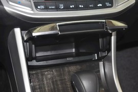 2014款本田雅阁2.4EXN豪华导航版