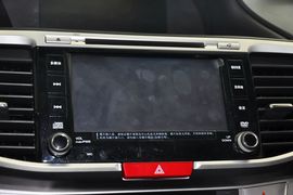 2014款本田雅阁2.4EXN豪华导航版