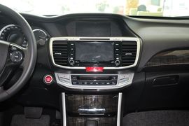 2014款本田雅阁2.4EXN豪华导航版