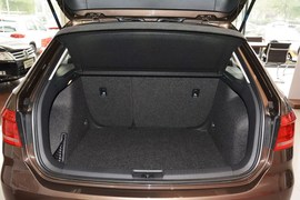 2013款大众朗行1.4T手动舒适型