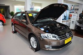 2013款大众朗行1.4T手动舒适型