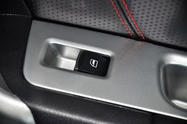 2013款哈弗H6升级版1.5T手动两驱尊贵型