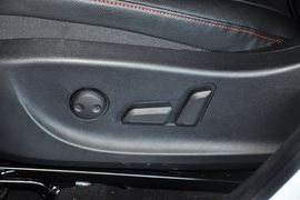 2013款哈弗H6升级版1.5T手动两驱尊贵型