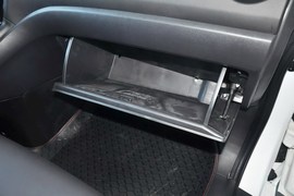 2013款哈弗H6升级版1.5T手动两驱尊贵型