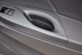 2014款丰田威驰1.3L手动超值版