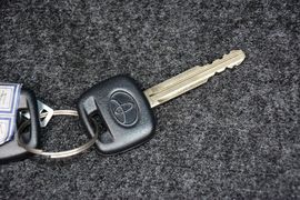 2014款丰田威驰1.3L手动超值版