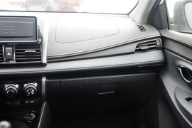 2014款丰田威驰1.3L手动超值版