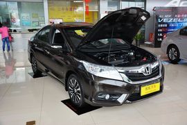 2013款本田凌派1.8L自动豪华版