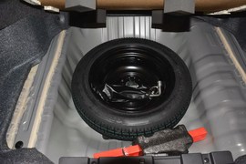2013款本田凌派1.8L自动豪华版
