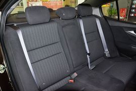 2013款本田凌派1.8L自动豪华版