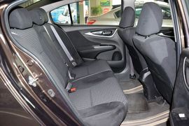 2013款本田凌派1.8L自动豪华版