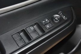 2013款本田凌派1.8L自动豪华版