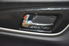 2013款本田凌派1.8L自动豪华版