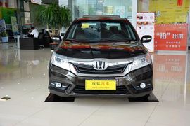 2013款本田凌派1.8L自动豪华版