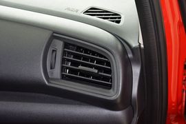 2014款本田飞度1.5L