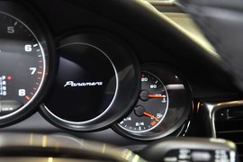 2014款保时捷Panamera