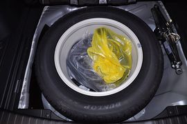   2013款本田CR-V 2.0L两驱经典版