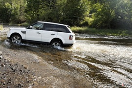 2010路虎揽胜运动版海外试驾