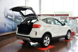 2015款奔腾X80