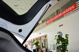 2015款奔腾X80