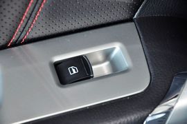 2014款哈弗H6运动版1.5T手动两驱精英型