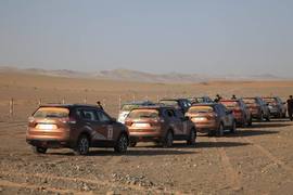 2014款奇骏沙漠无人区试驾