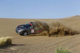 2014款奇骏沙漠无人区试驾