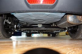 2014款吉利新帝豪两厢1.5L手动精英型