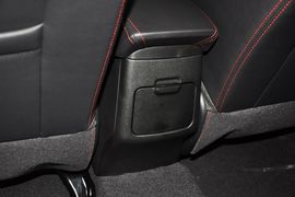 2014款吉利新帝豪两厢1.5L手动精英型