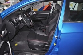 2014款吉利新帝豪两厢1.5L手动精英型