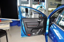 2014款吉利新帝豪两厢1.5L手动精英型