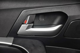 2014款吉利新帝豪两厢1.5L手动精英型