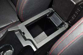 2014款吉利新帝豪两厢1.5L手动精英型