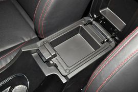 2014款吉利新帝豪两厢1.5L手动精英型