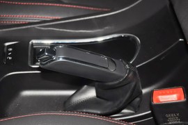 2014款吉利新帝豪两厢1.5L手动精英型