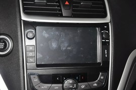 2014款吉利新帝豪两厢1.5L手动精英型