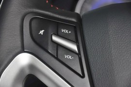 2014款吉利新帝豪两厢1.5L手动精英型