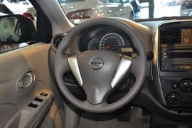 2014款日产阳光1.5XE