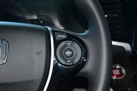 2015款本田奥德赛2.4L智享版