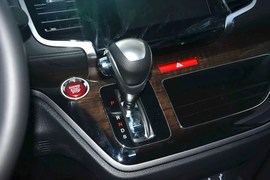 2015款本田奥德赛2.4L智享版