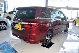 2015款本田奥德赛2.4L智享版