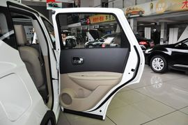 2015款日产逍客2.0XV