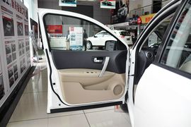 2015款日产逍客2.0XV