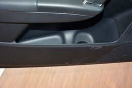 2013款大众朗逸1.6L手动舒适版