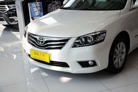 2013款丰田凯美瑞200G经典豪华版